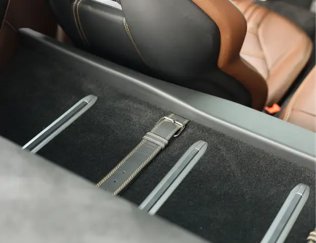 Ferrari 812 view 26