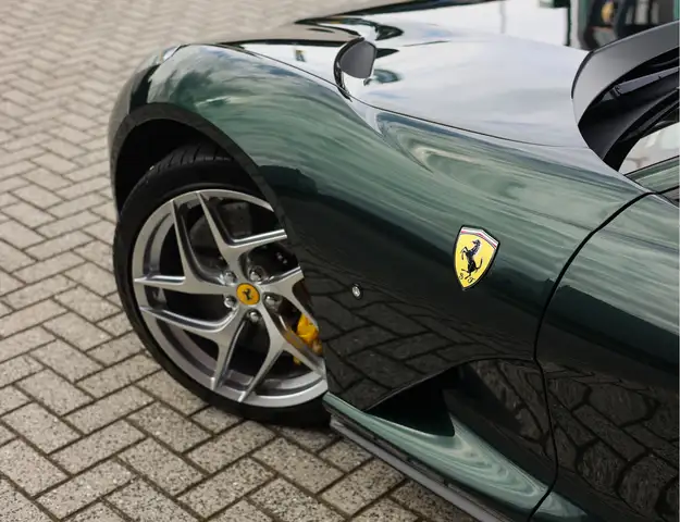 Ferrari 812 view 20