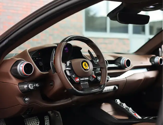 Ferrari 812 view 3