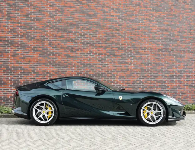 Ferrari 812 view 14
