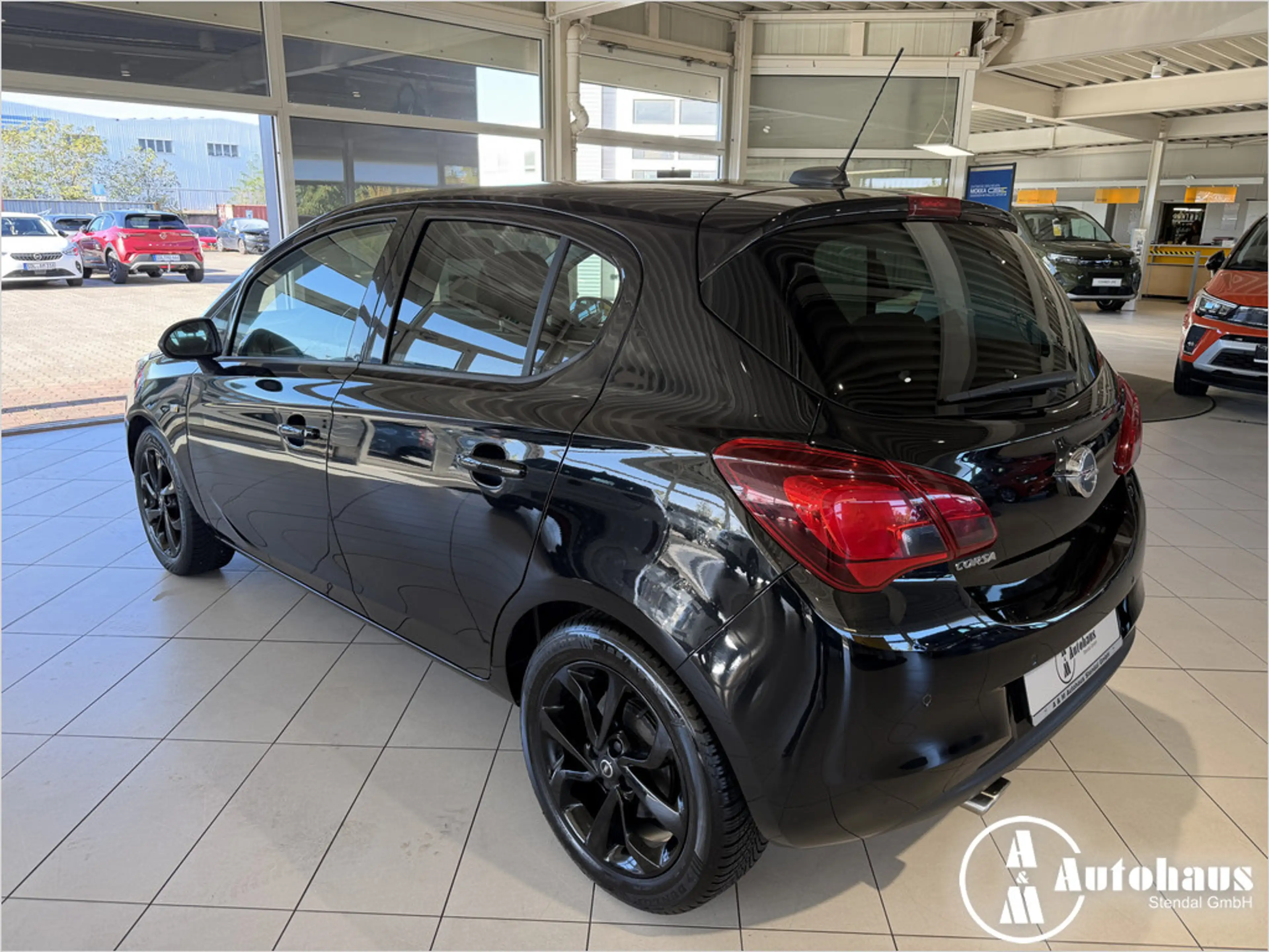 Opel Corsa E 1.4 Color Edition KLIMA PDC SHZ — photo 5