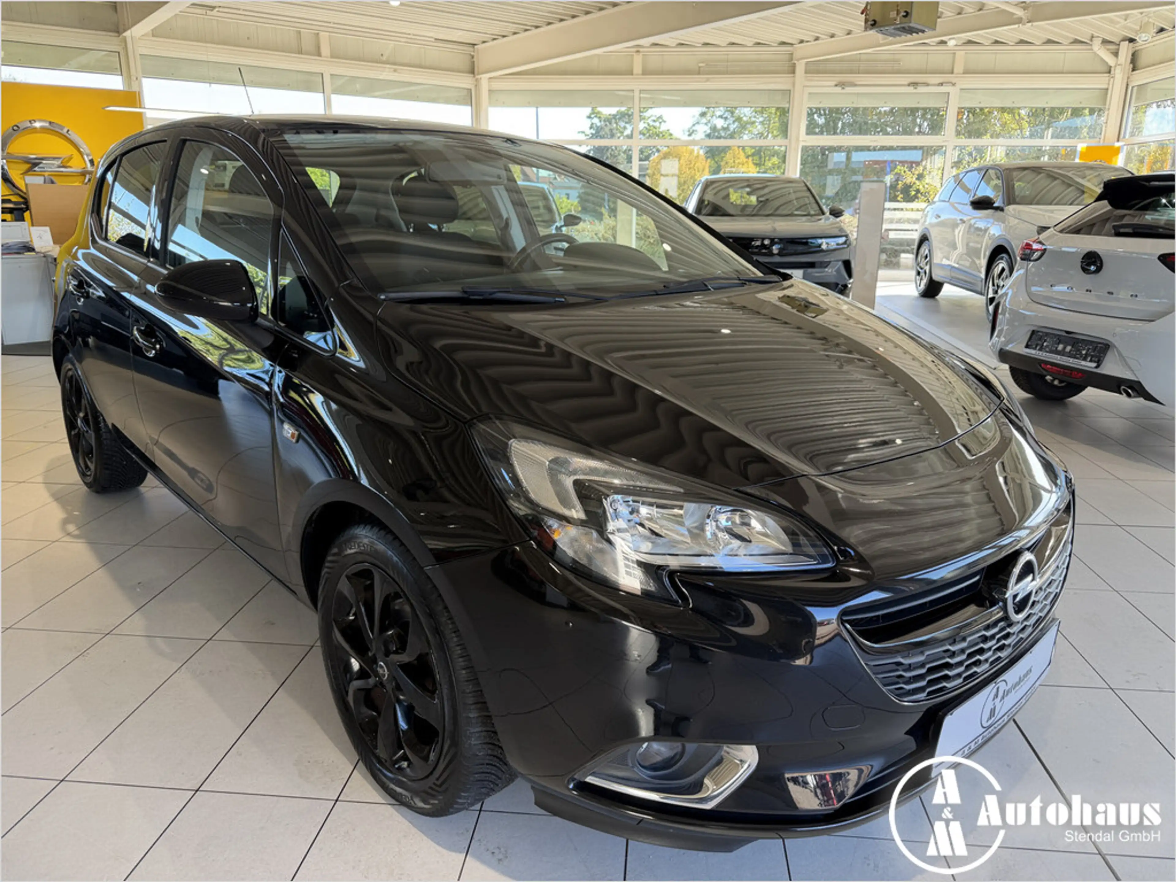 Opel Corsa E 1.4 Color Edition KLIMA PDC SHZ — photo 4