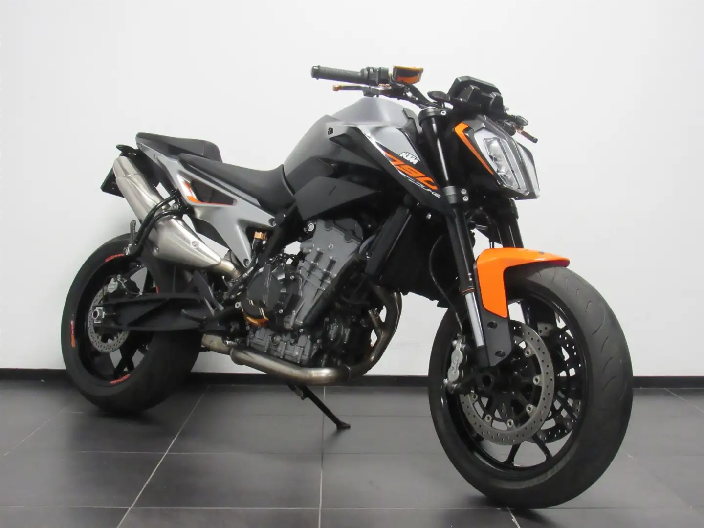 KTM 790 Duke ABS Gri - 2