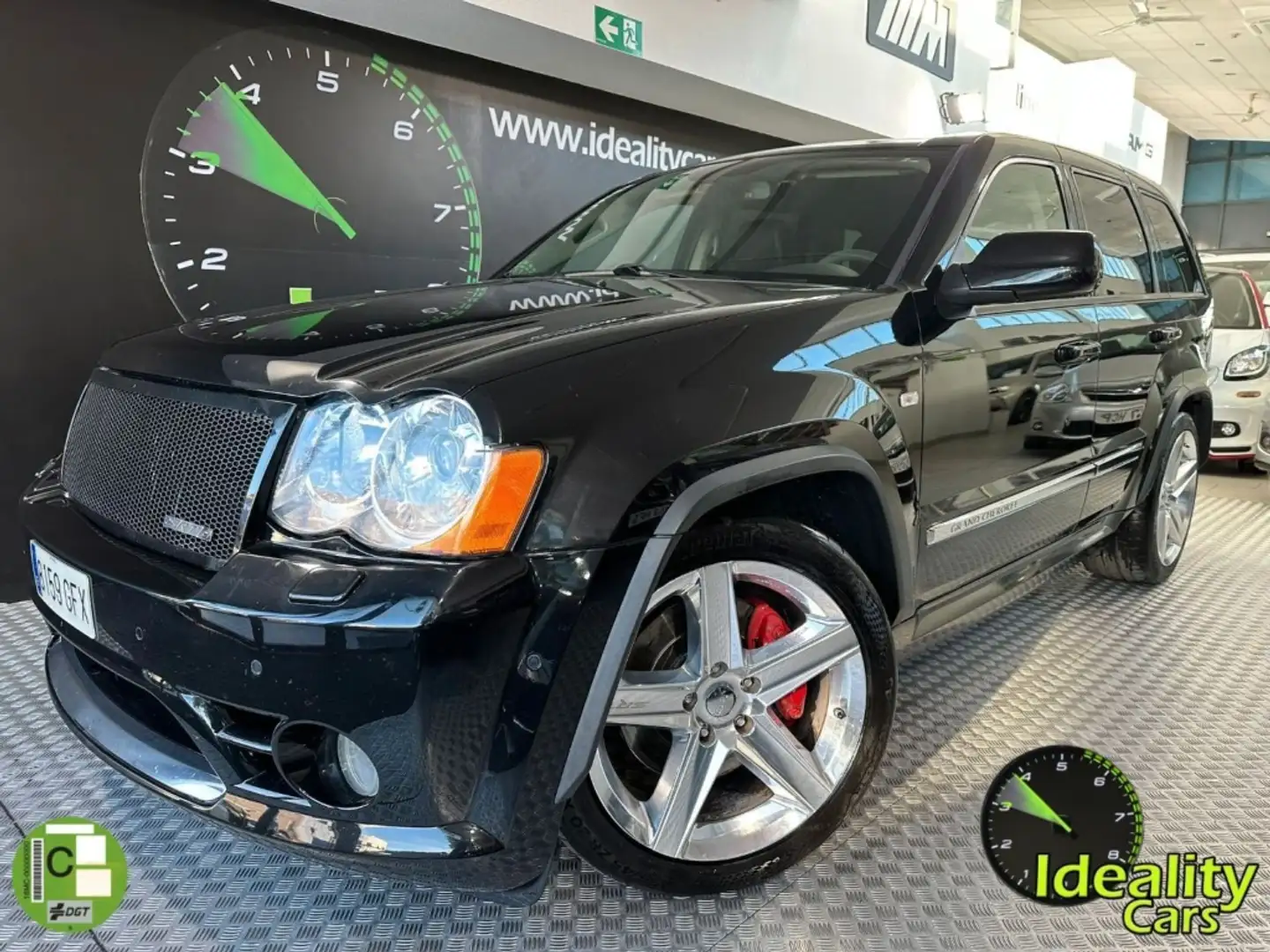 Jeep Grand Cherokee 6.1 V8 Hemi SRT8 Aut. Noir - 1