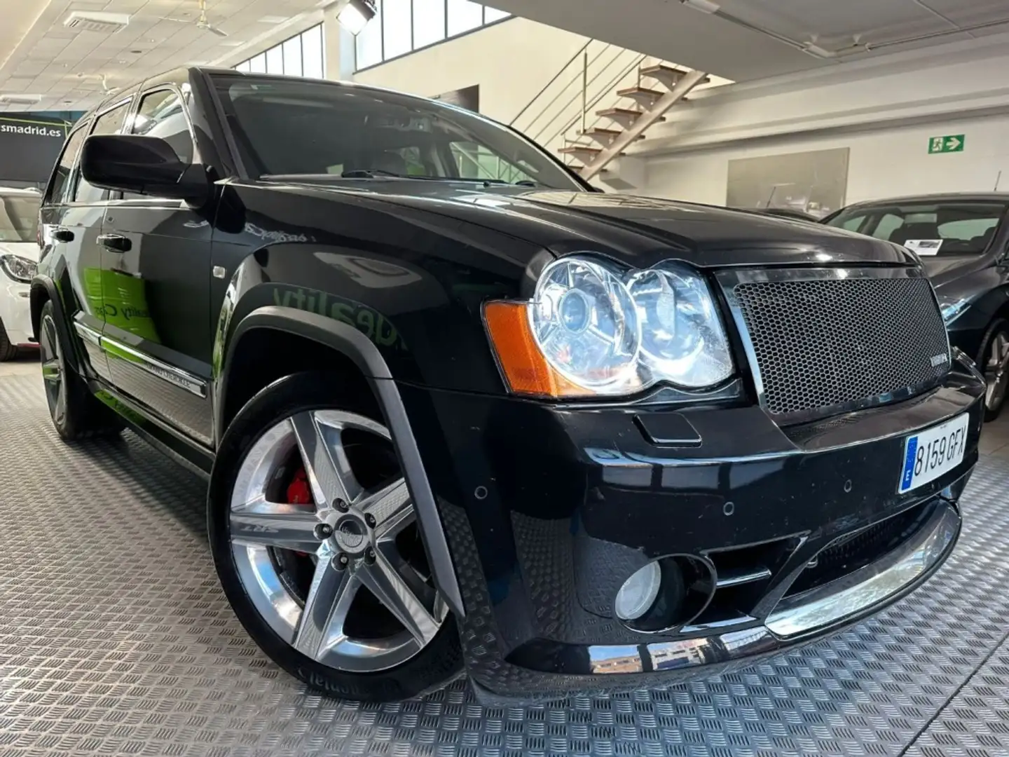 Jeep Grand Cherokee 6.1 V8 Hemi SRT8 Aut. Noir - 2