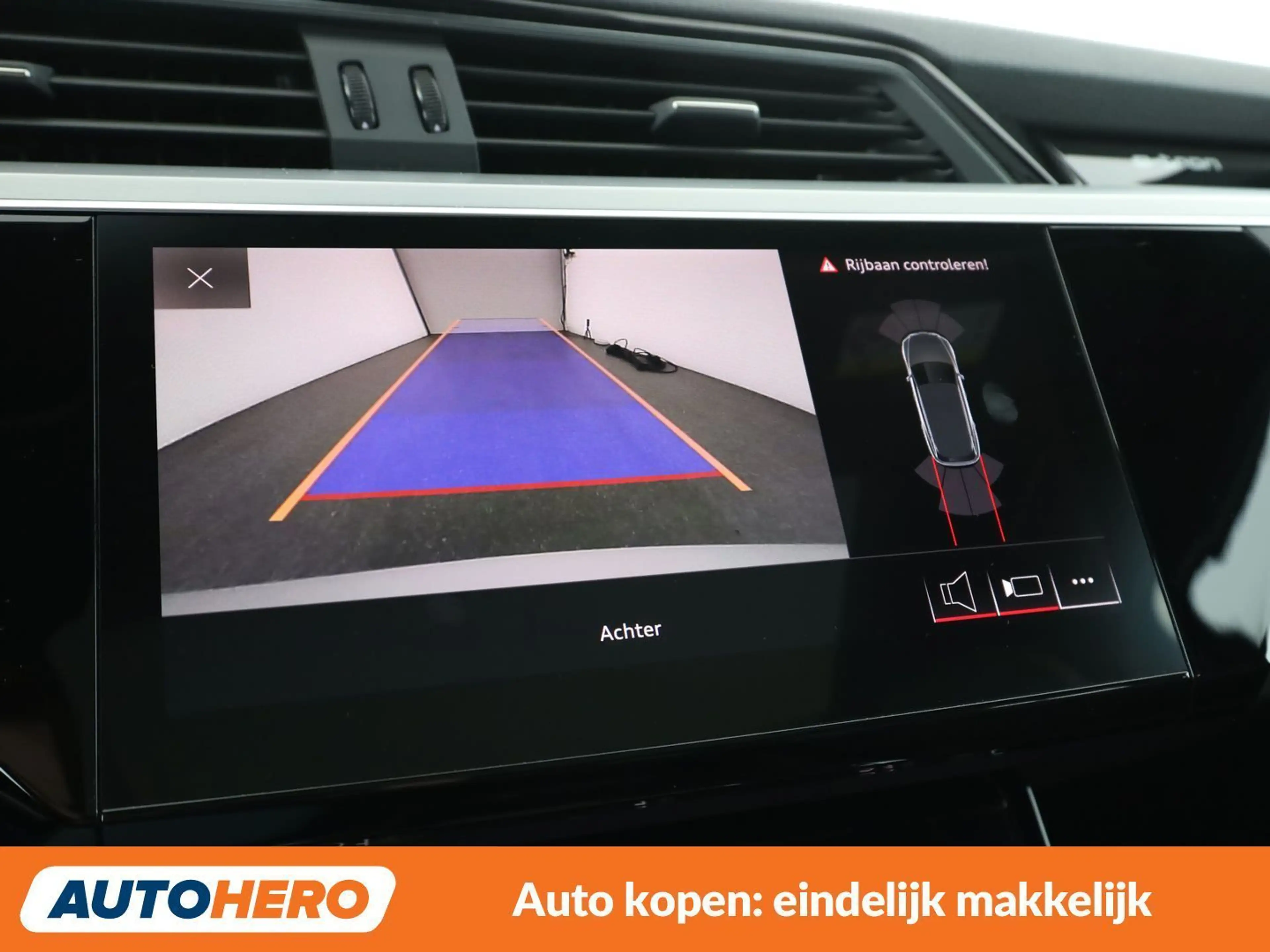 Audi e-tron 50 quattro S line — photo 24