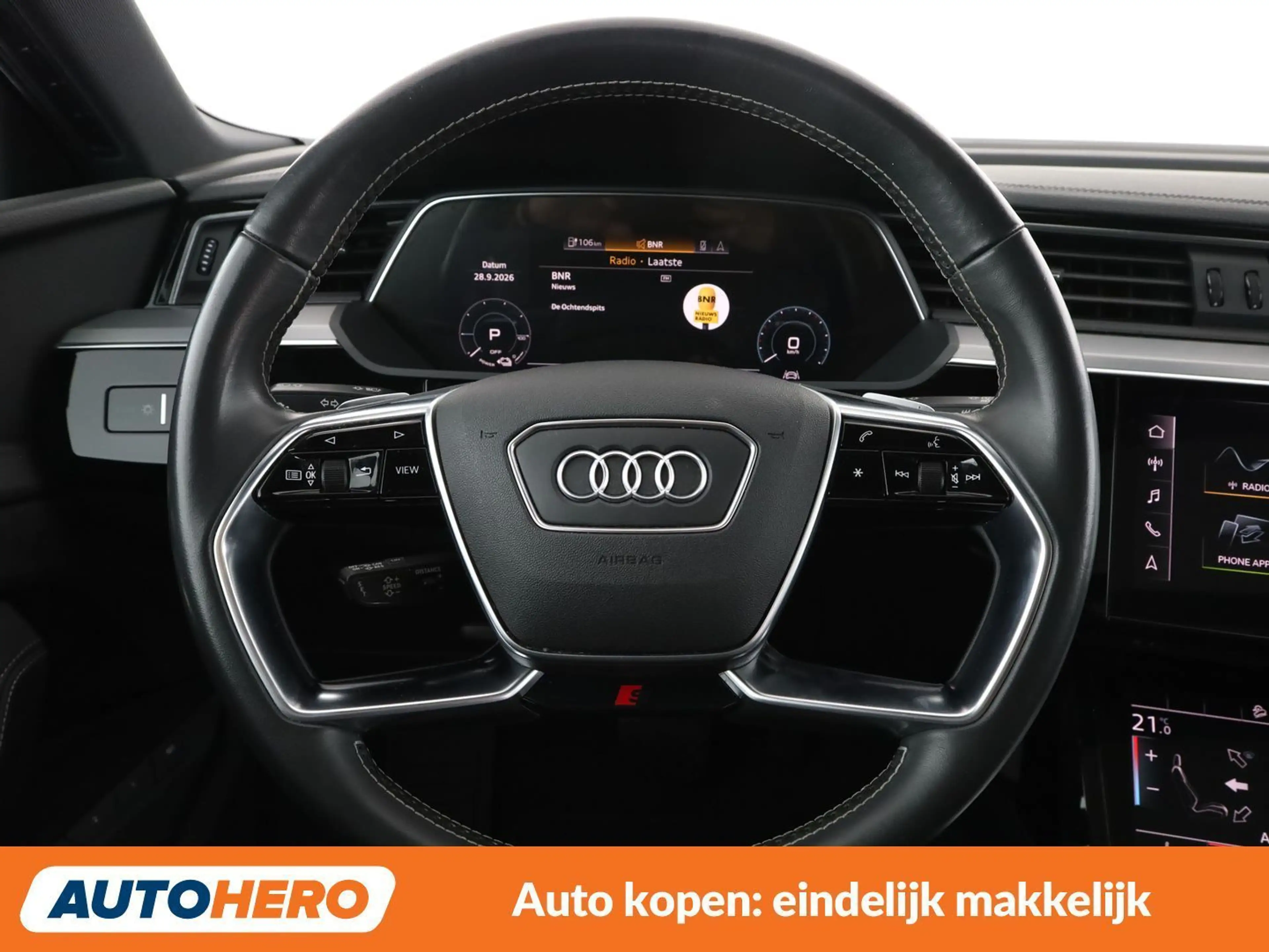 Audi e-tron 50 quattro S line — photo 20