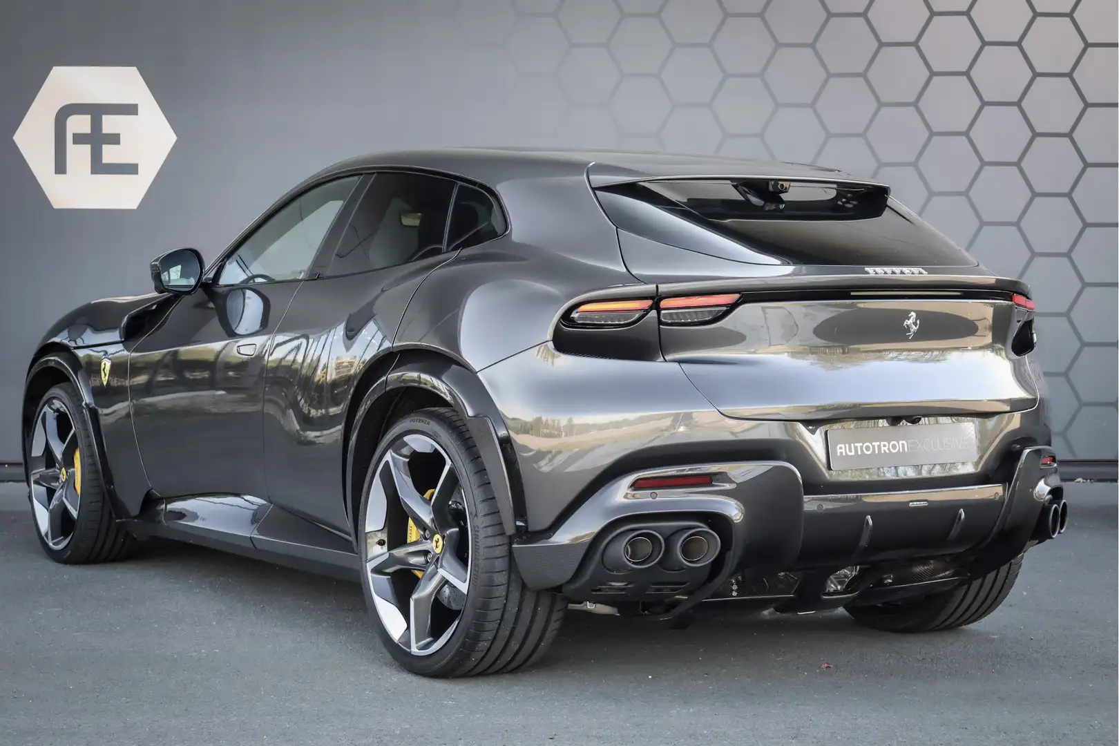 Ferrari Purosangue 6.5 V12 | NEW | 135K OPTIONS | CARBON WHEELHOUSE, Grijs - 2