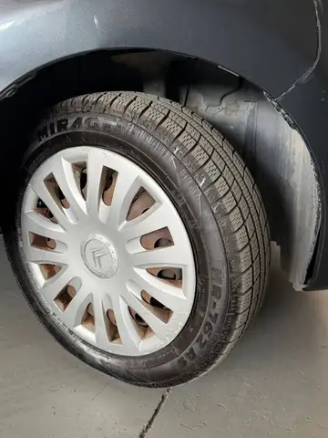 Citroen C1 view 18