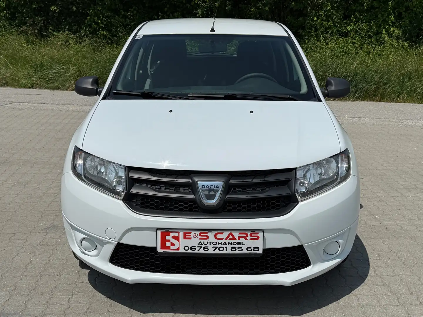Dacia Sandero Ambiance Weiß - 2