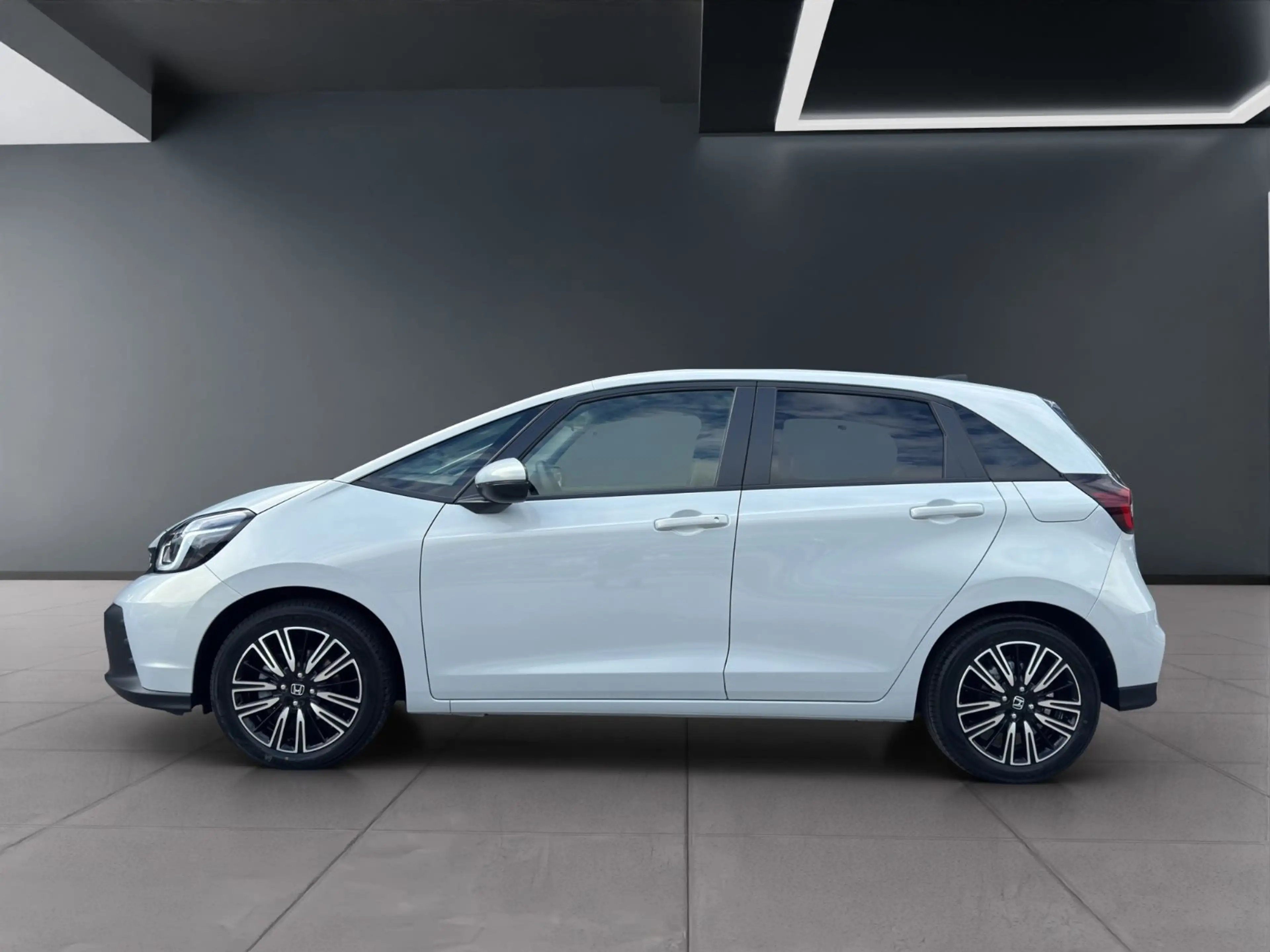 Honda Jazz 1.5 AT Advance CarPlay AUT Distr Navi RKam — photo 4