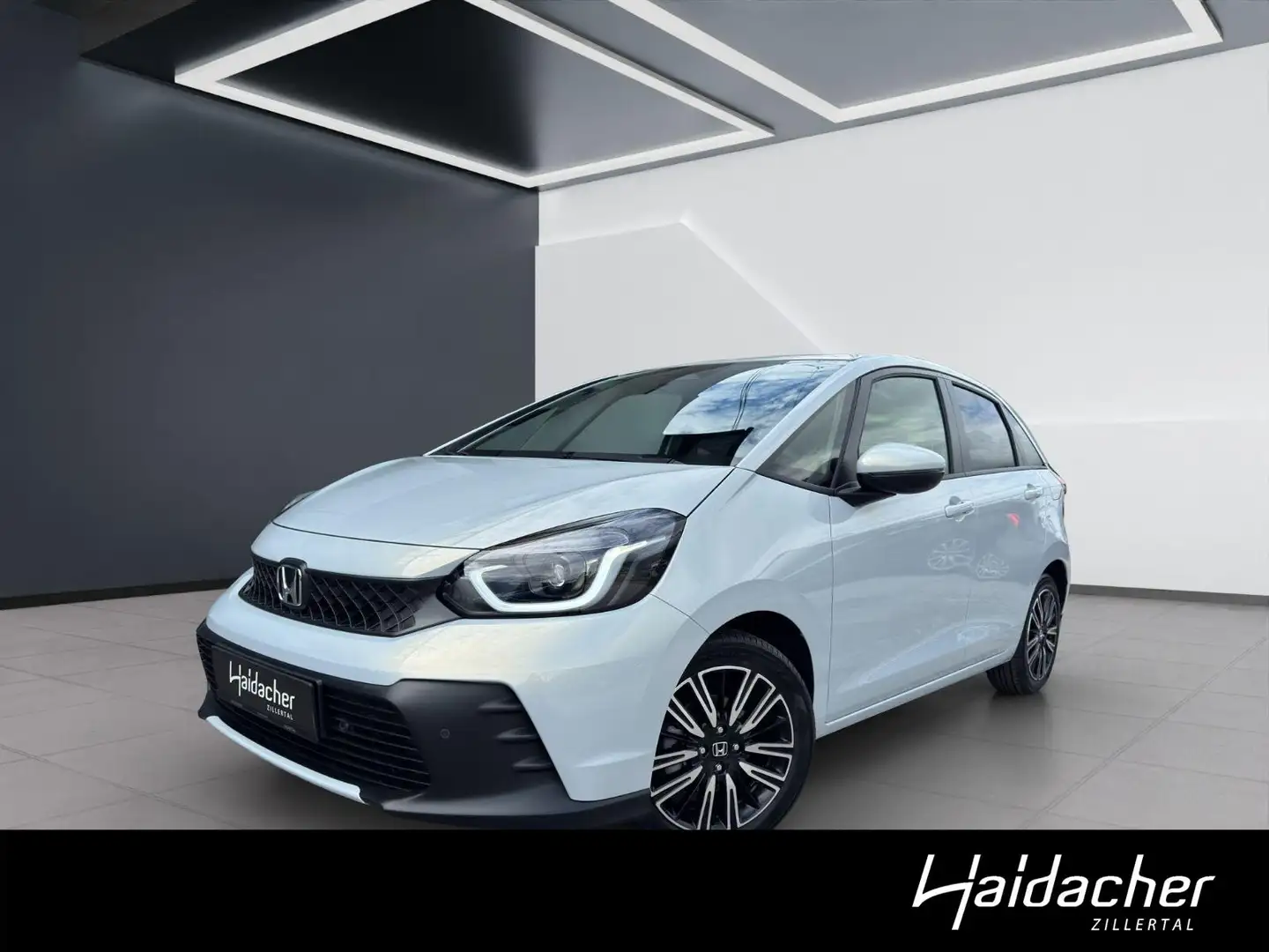 Honda Jazz 1.5 AT Advance CarPlay AUT Distr Navi RKam Weiß - 1