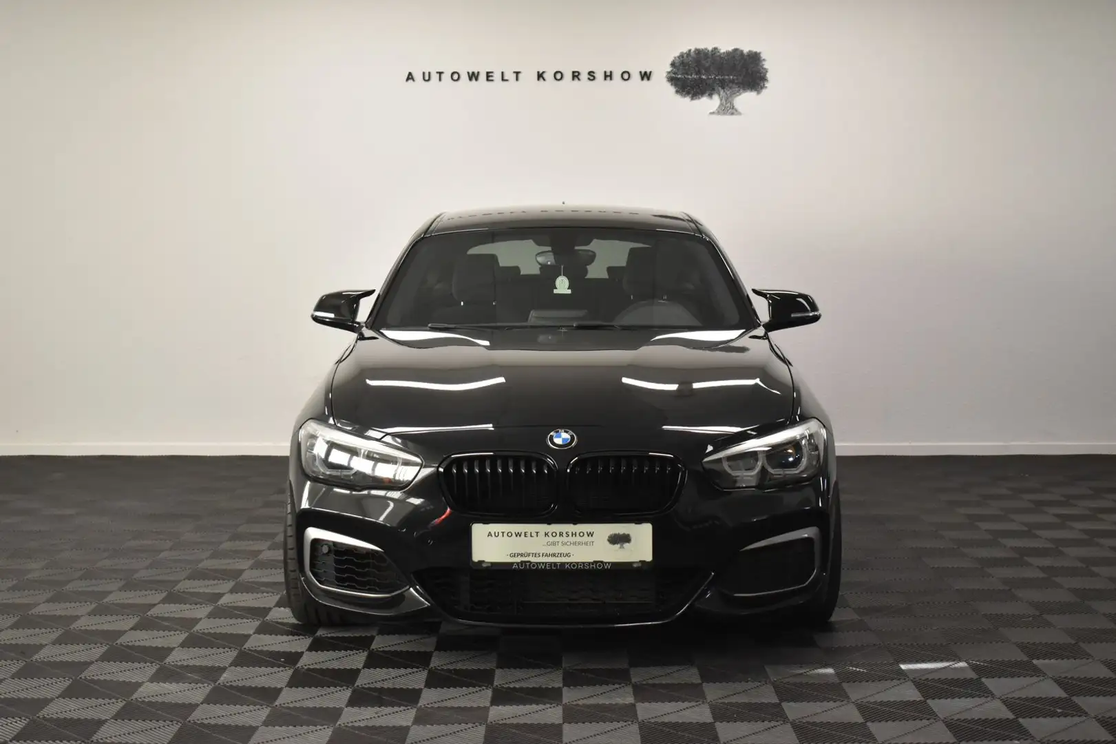 BMW 140 i Special Edition *LED *H&K *LHZ *PDC *H&R Negro - 2