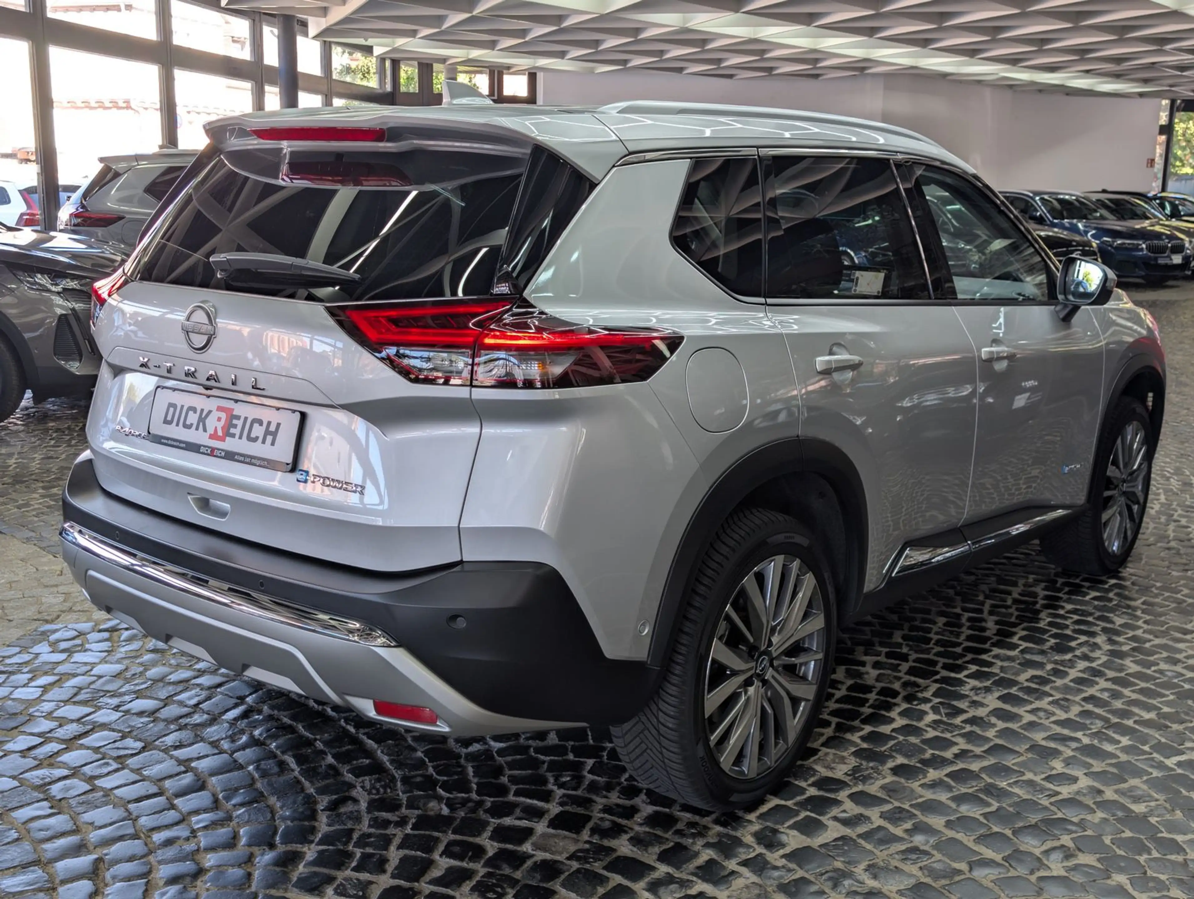 Nissan X-Trail 1.5 e-Power e-4 Tekna Bose HUD LED+ 20" — photo 7