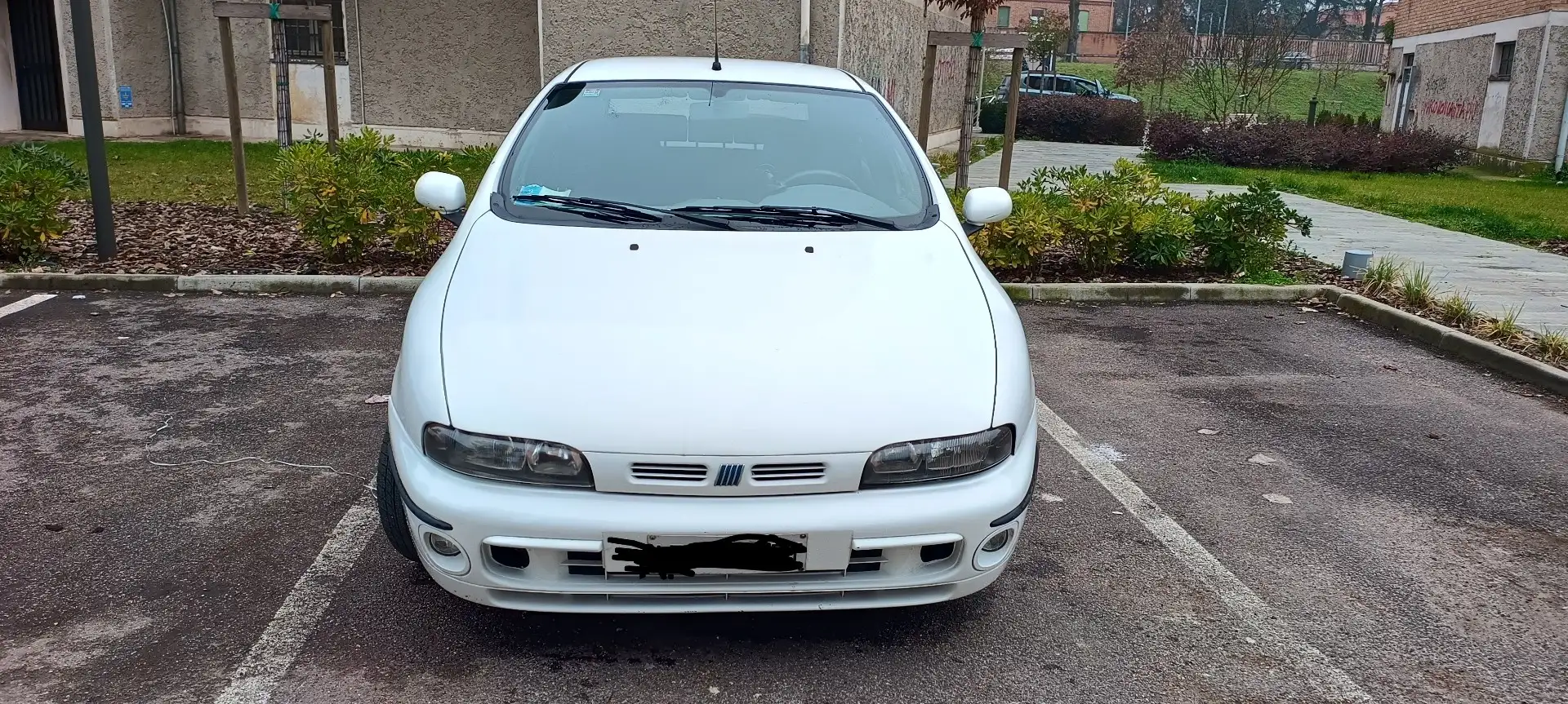 Fiat Brava 1.6 16v ELX c/clima - 2