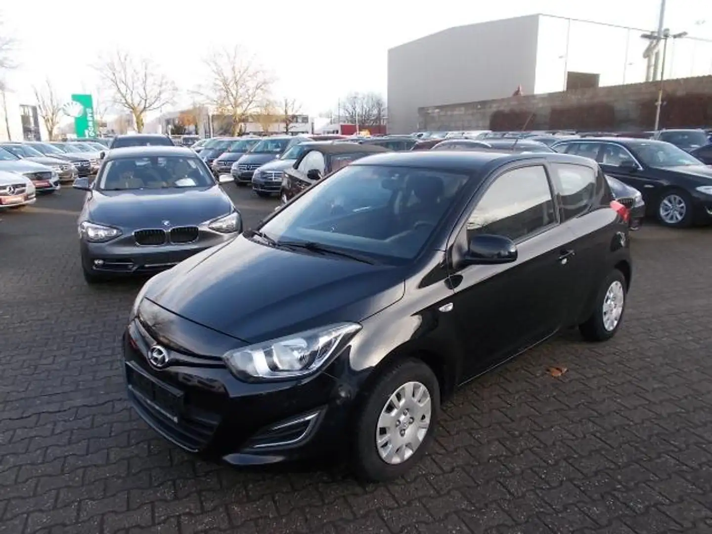 Hyundai i20 1.2, Klima, Radio CD, Allwetter Black - 1