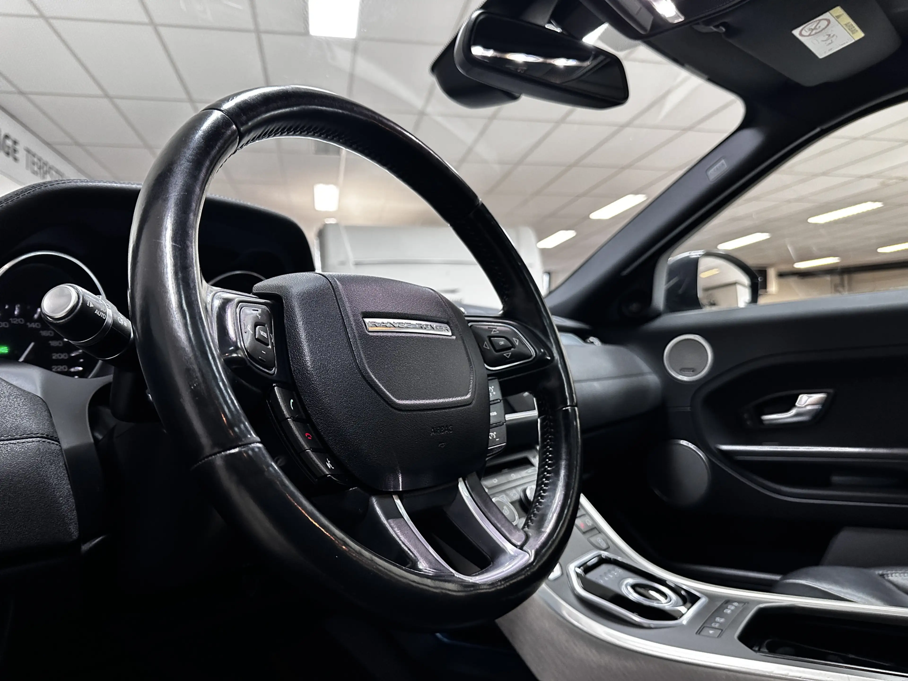 Land Rover Range Rover Evoque 2.0 Si 4WD Prestige/ Automaat!/ Pano-Dak/ Bi-Xenon — photo 9