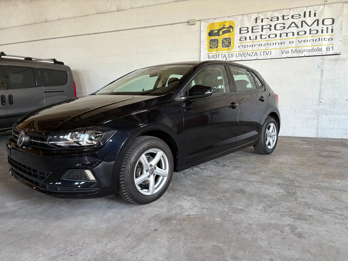 Volkswagen Polo Polo 5 Porte 1.0 NEOPATENTATI Unico Proprietario Noir - 1