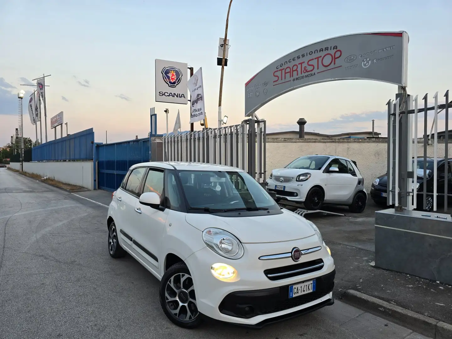 Fiat 500L Fiat 500L 1.6 Multijet 120 CV Mirror Wit - 1