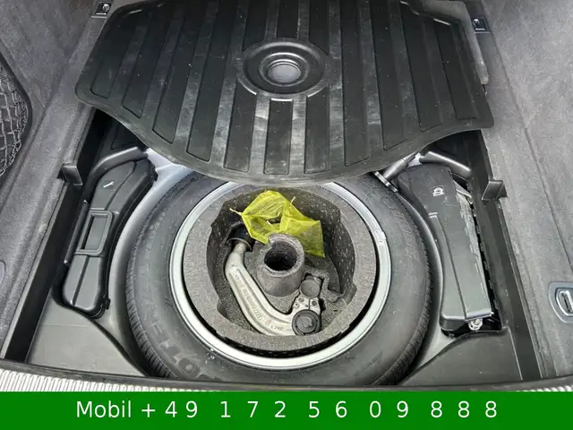 Audi A4 view 6