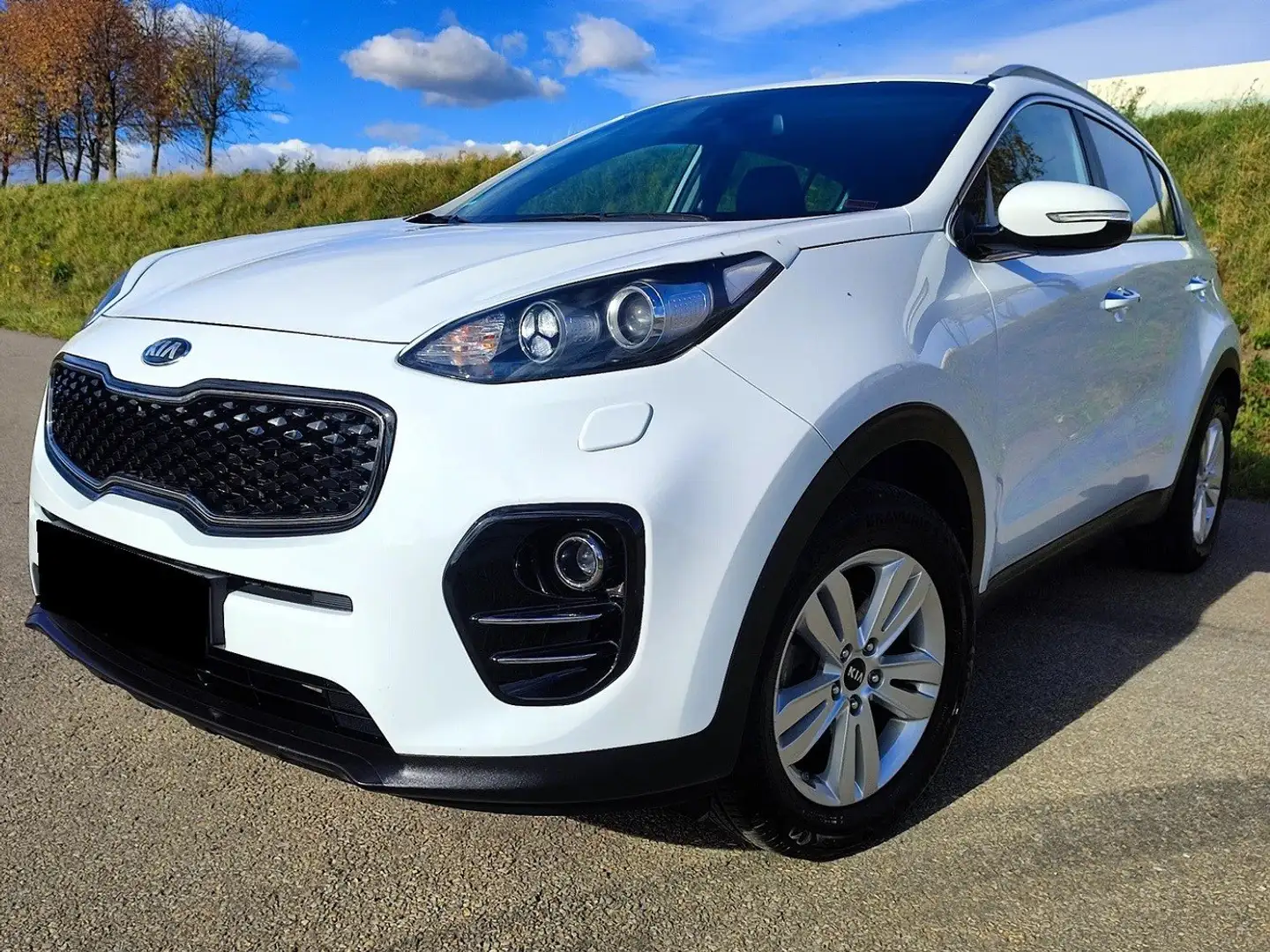 Kia Sportage Sportage 2,0 CRDI 2WD Vision Weiß - 2
