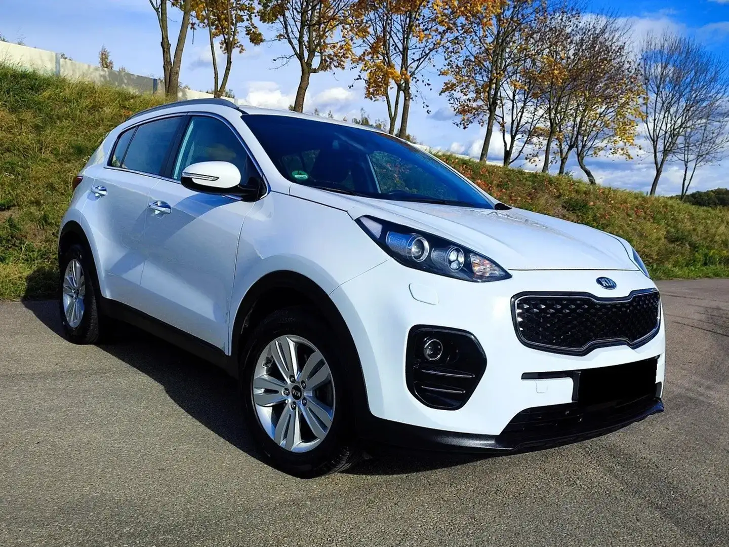 Kia Sportage Sportage 2,0 CRDI 2WD Vision Weiß - 1