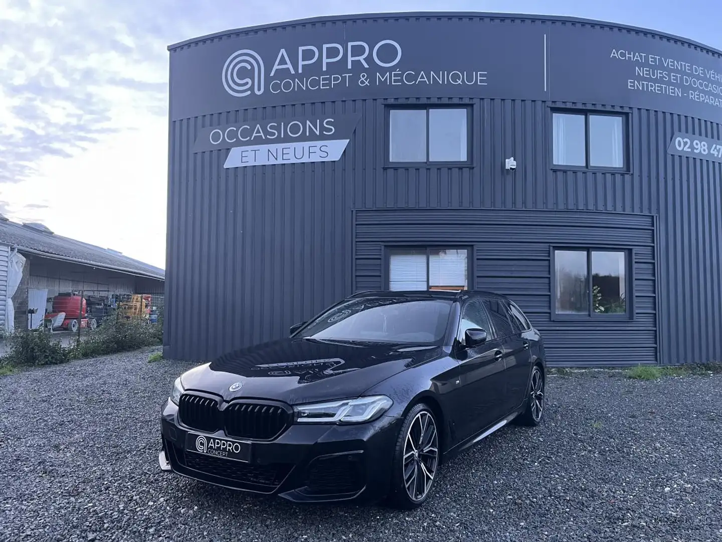 BMW 520 520d xDrive Touring - BVA Steptronic  TOURING G31 LCI M Sport PHASE 2 Noir - 1