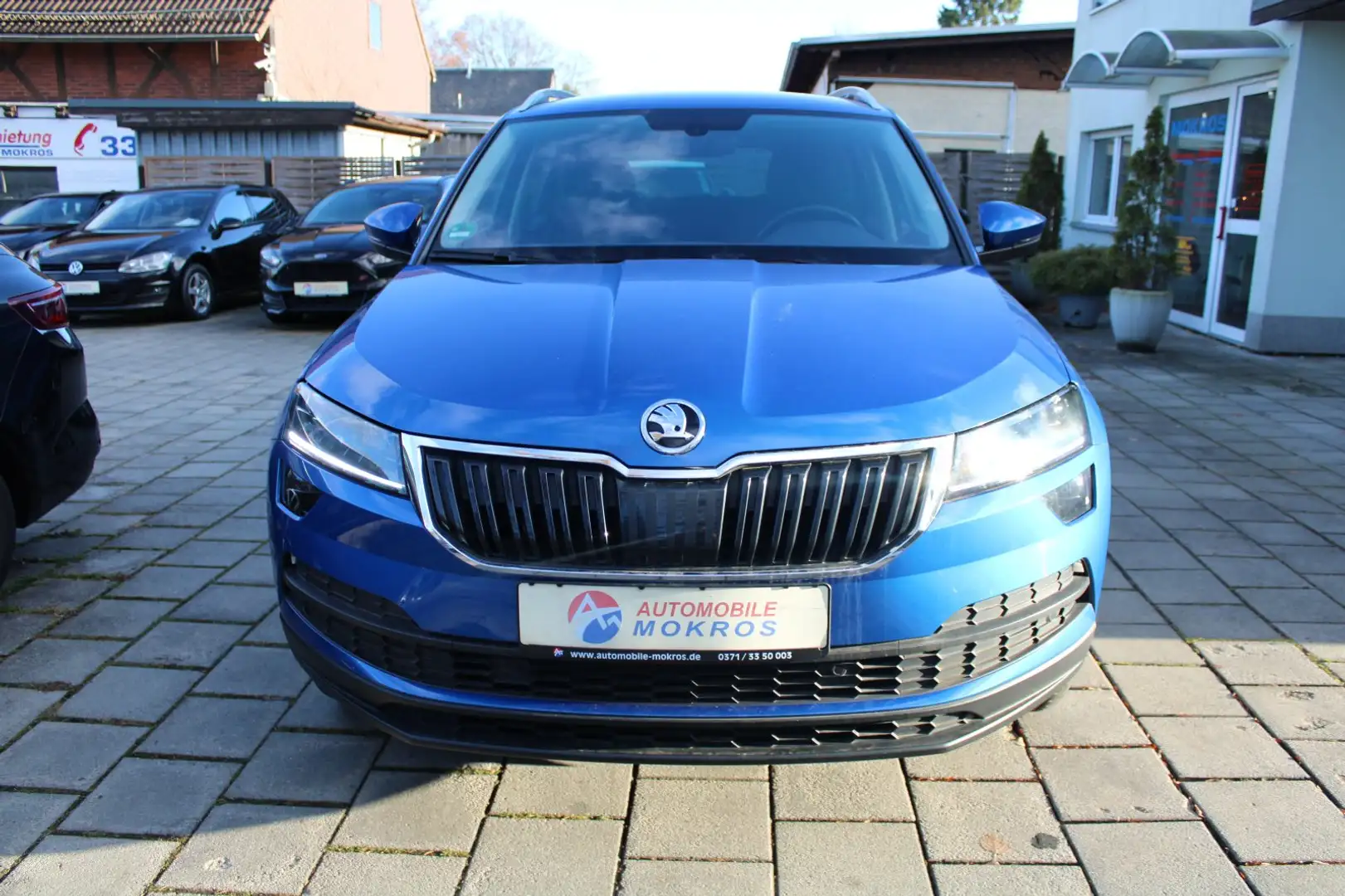 Skoda Karoq 1.5 TSI ACT Clever LED Tempomat Standheizung Klima Blauw - 2