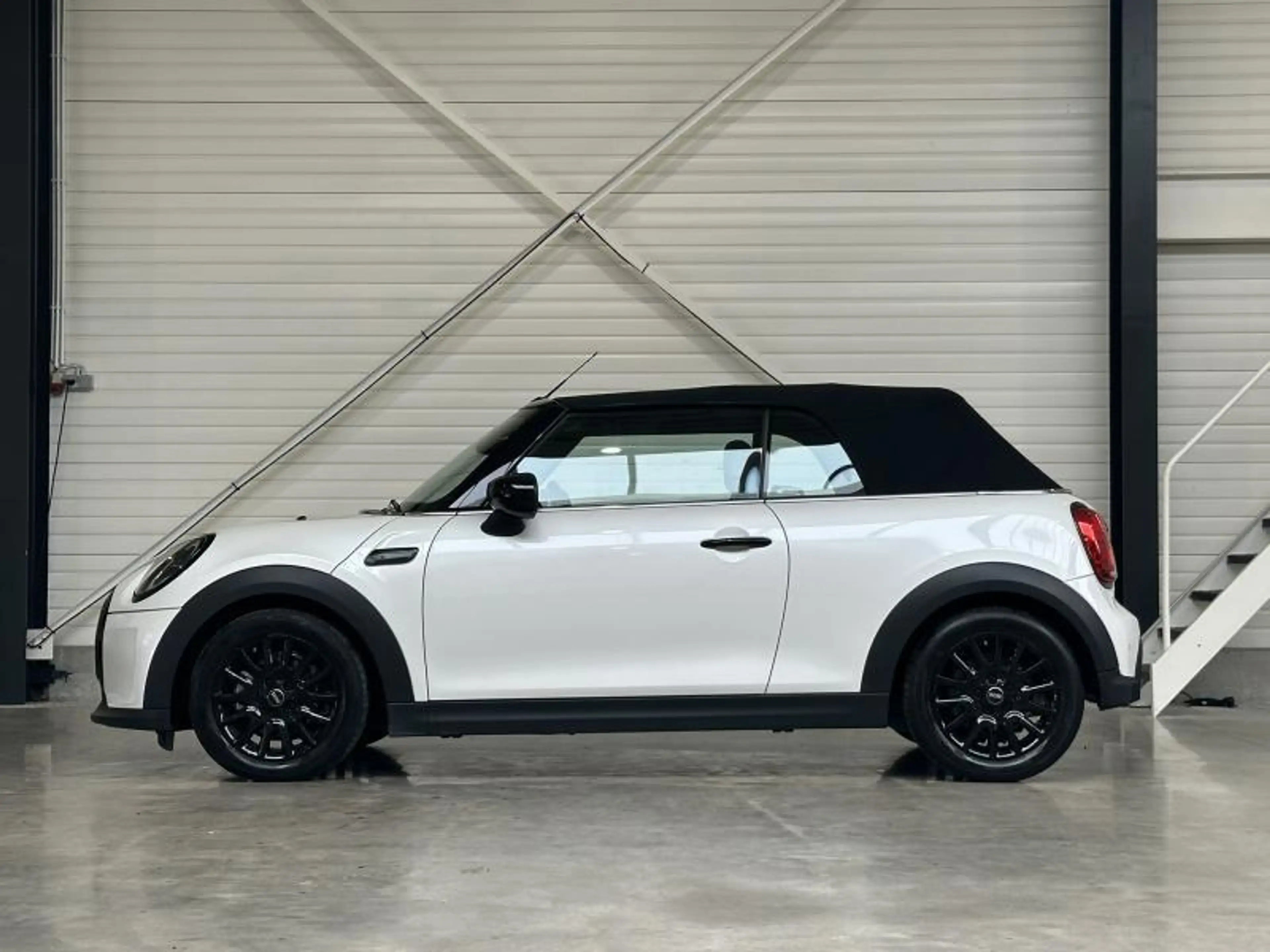 MINI Cooper Cabrio CABRIO — photo 13