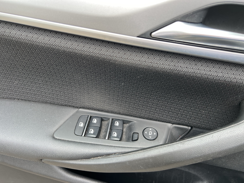 BMW 520 d Automatik LED — photo 17