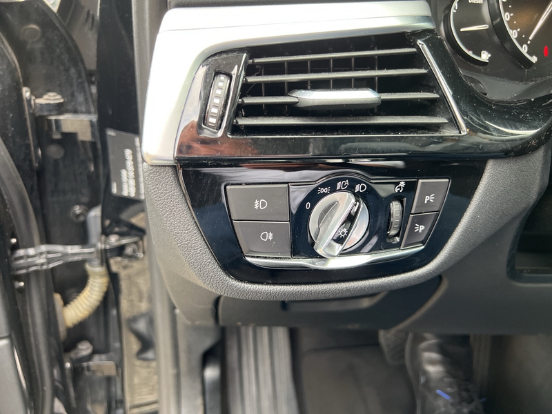 BMW 520 d Automatik LED — photo 16