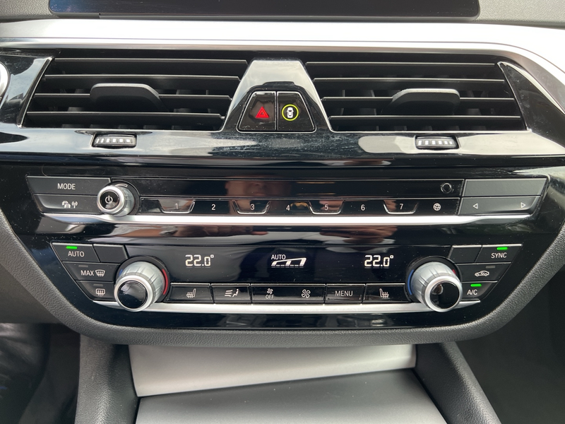 BMW 520 d Automatik LED — photo 10