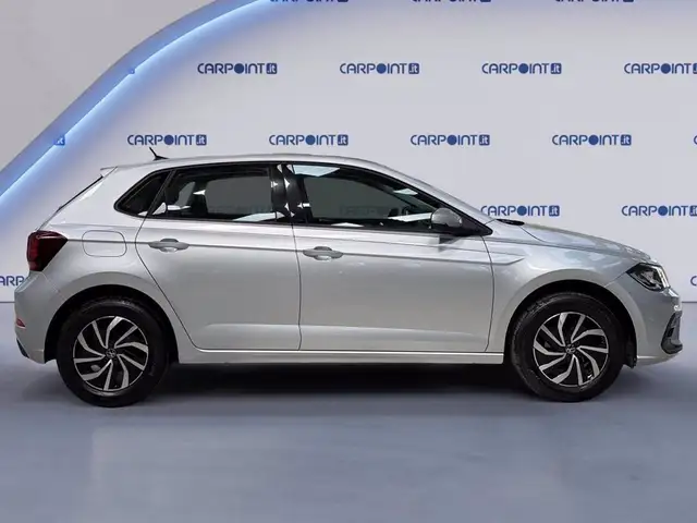 Volkswagen Polo view 8