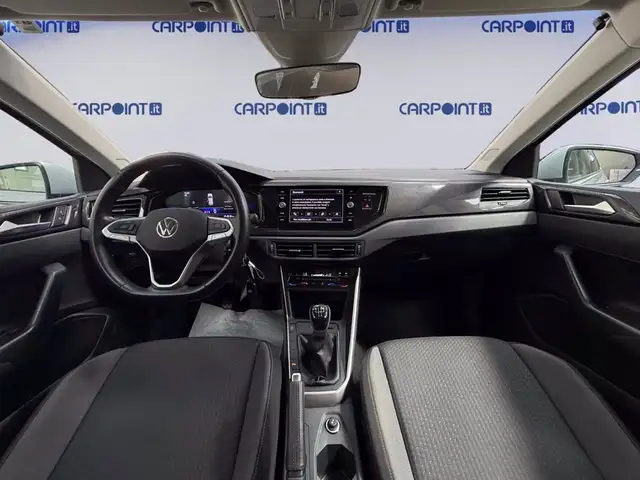 Volkswagen Polo view 12