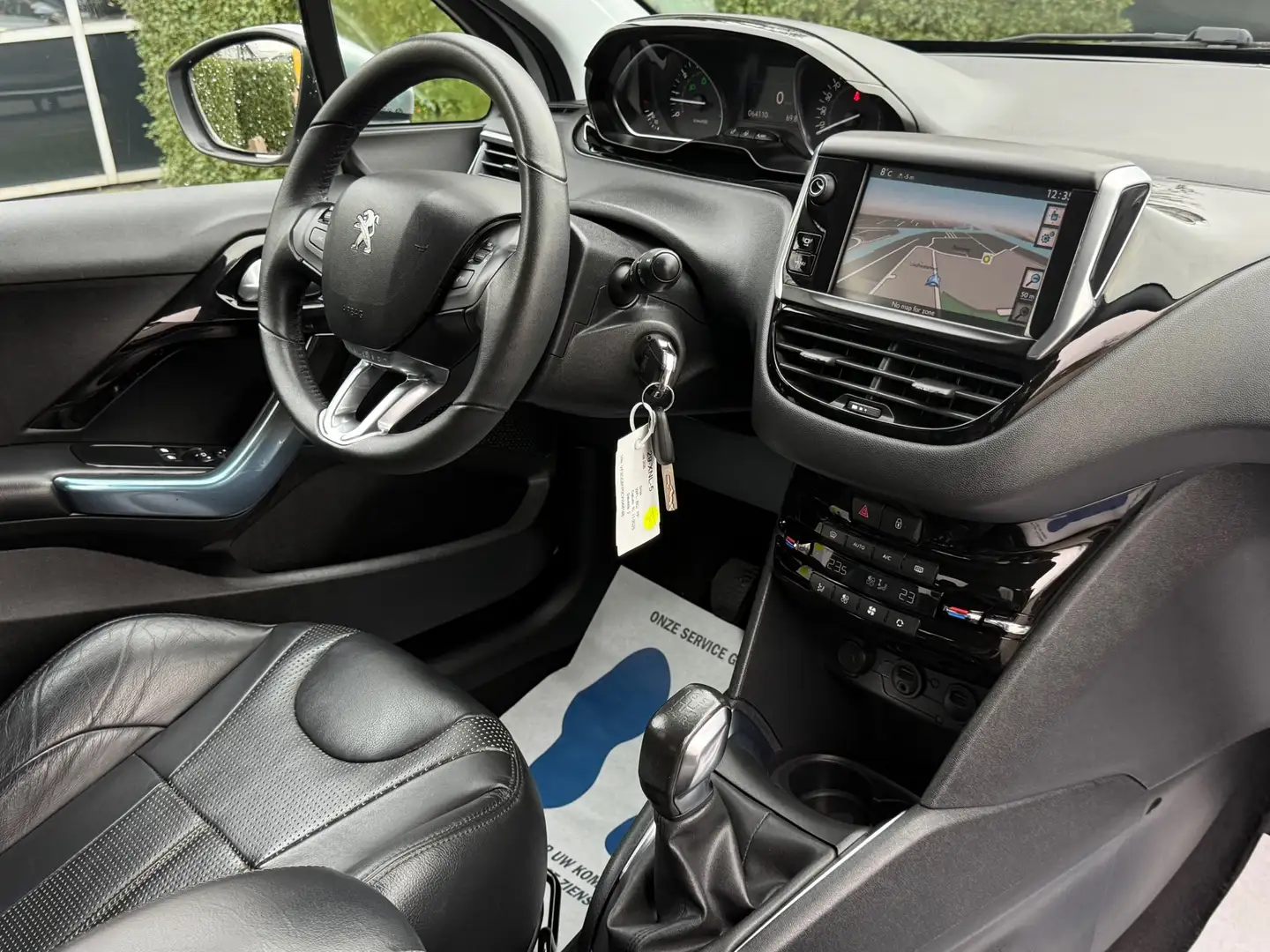 Peugeot 208 1.4 VTi Griffe - ZWART LEDER - XENON - VOLLEDIG DE Grau - 2