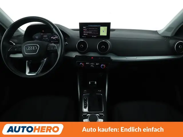 Audi Q2 view 12