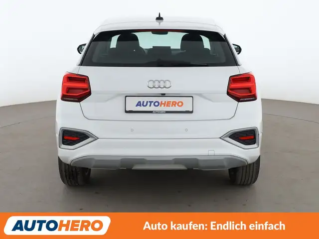 Audi Q2 view 5