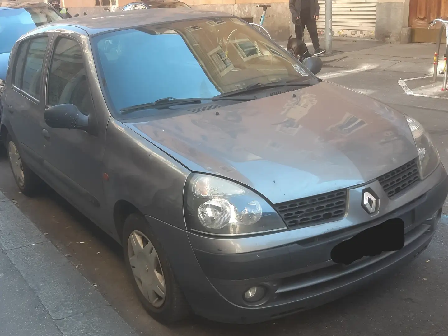 Renault Clio Clio+II+2002+5p+1.2+16v+Privilege Argento - 1