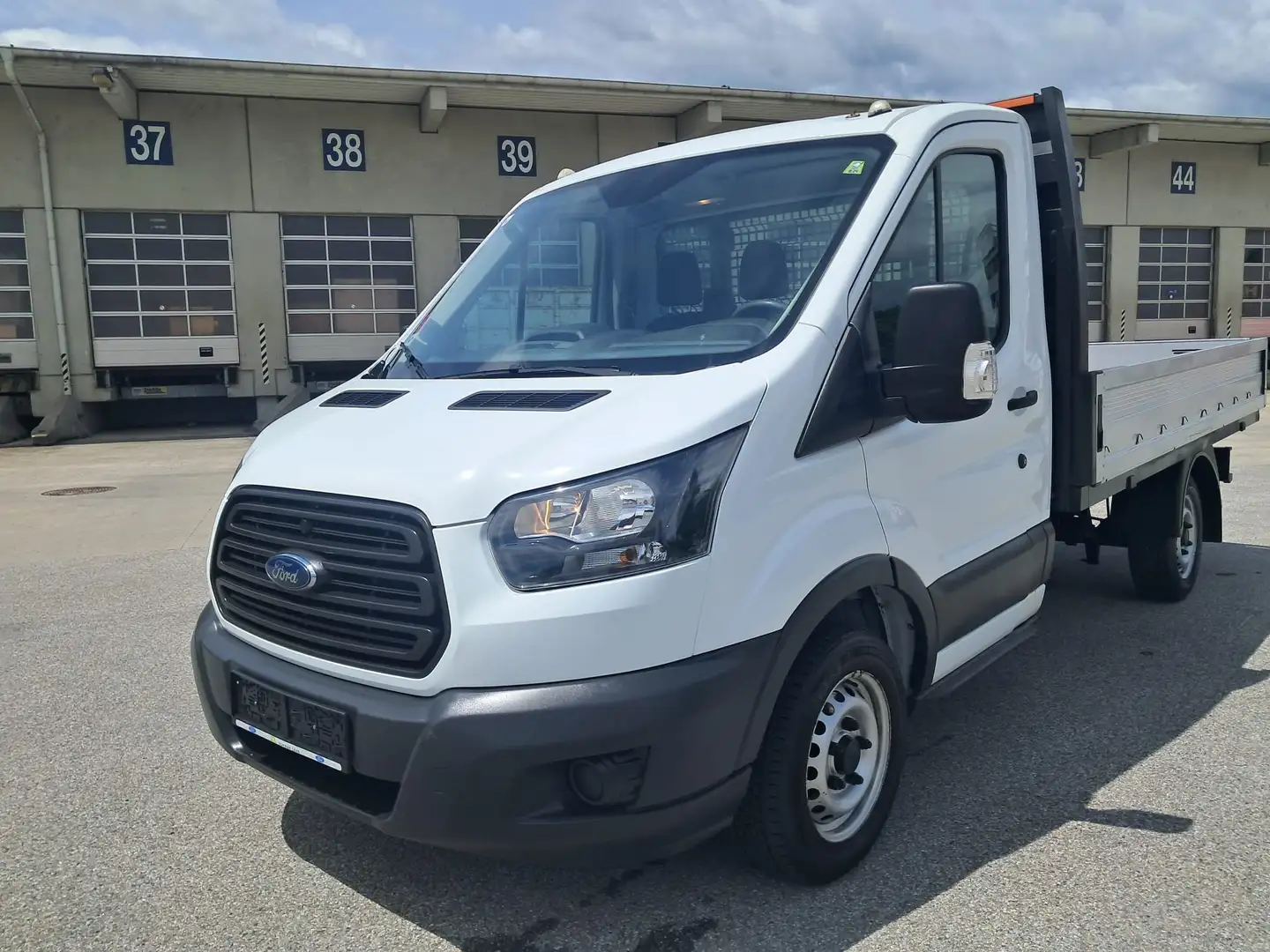 Ford Transit Transit Pritsche L2 | Euro 6 Wit - 1