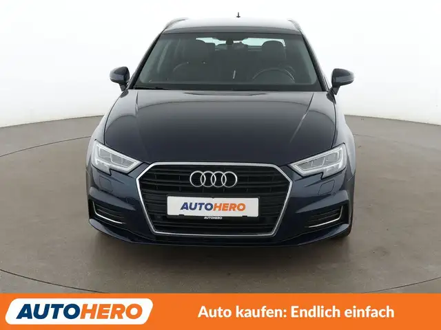Audi A3 view 9
