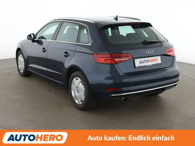 Audi A3 view 4