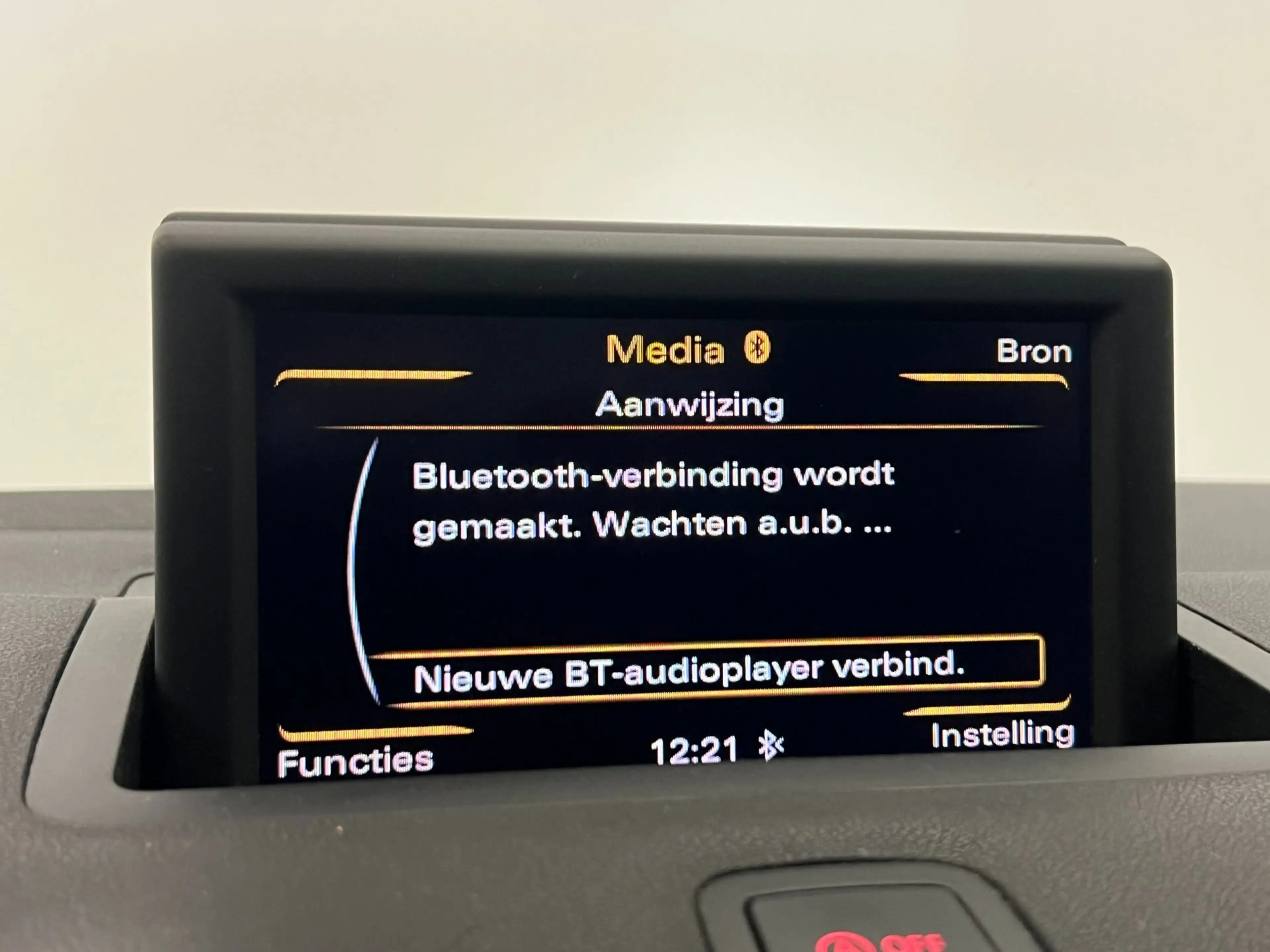 Audi A1 1.2 TFSI / S Line / NL-auto / Xenon / Navi / Clima — photo 15