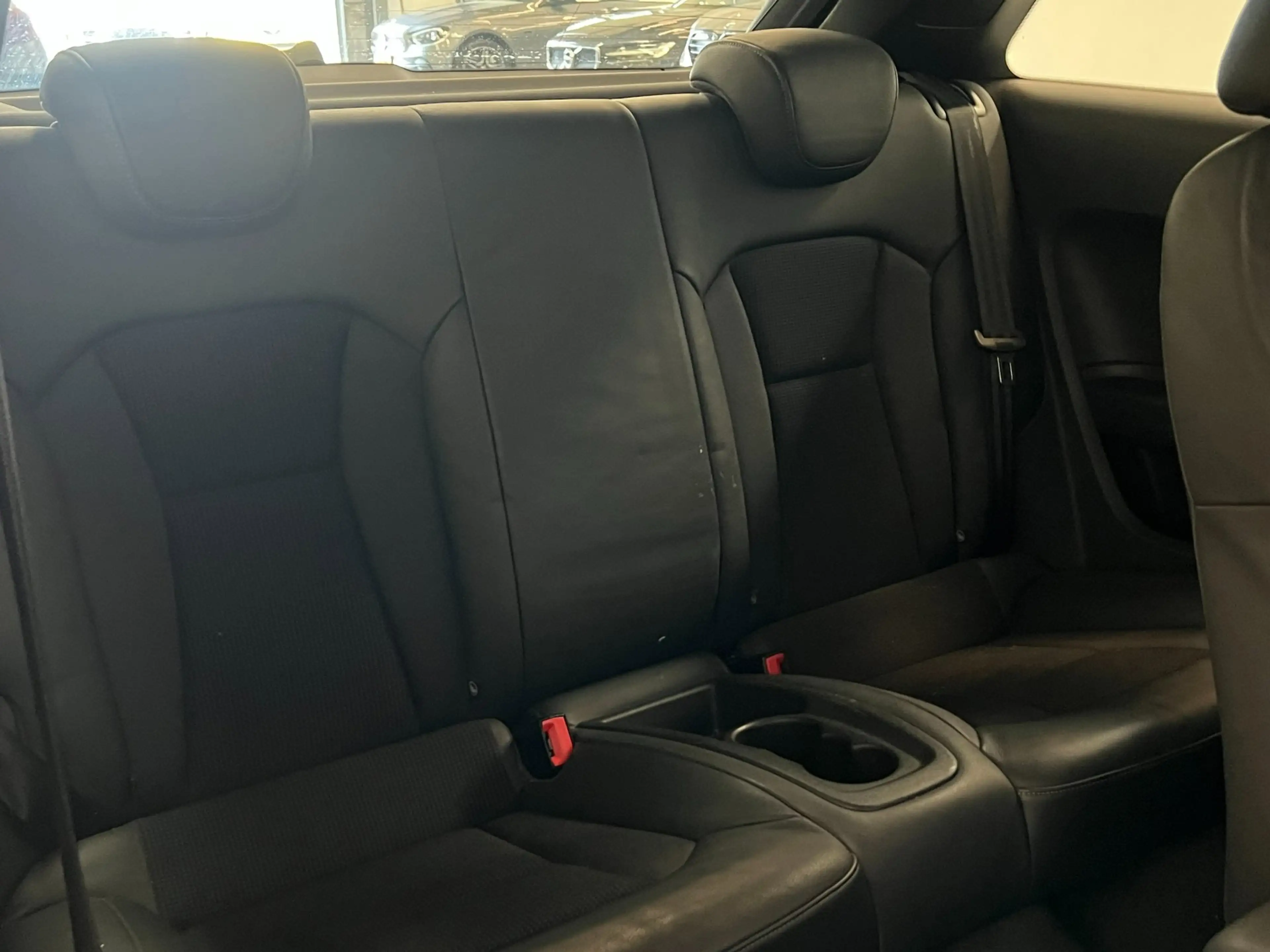 Audi A1 1.2 TFSI / S Line / NL-auto / Xenon / Navi / Clima — photo 8