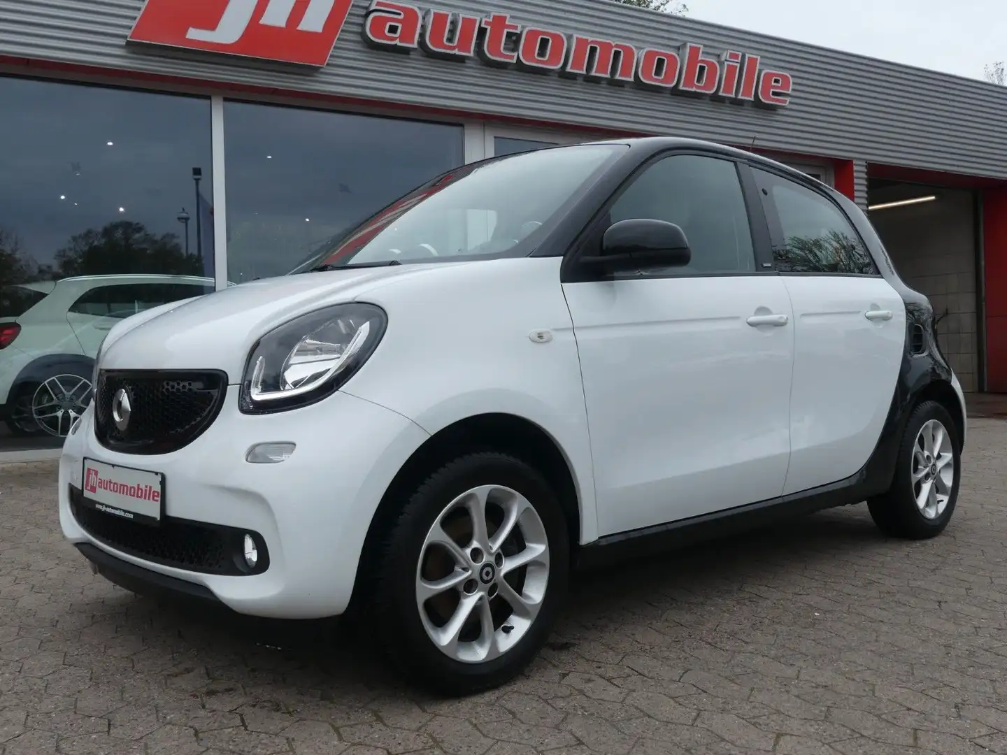 smart forFour passion*LED*Tempomat*SHZ*Klima*PDC* Blanco - 1