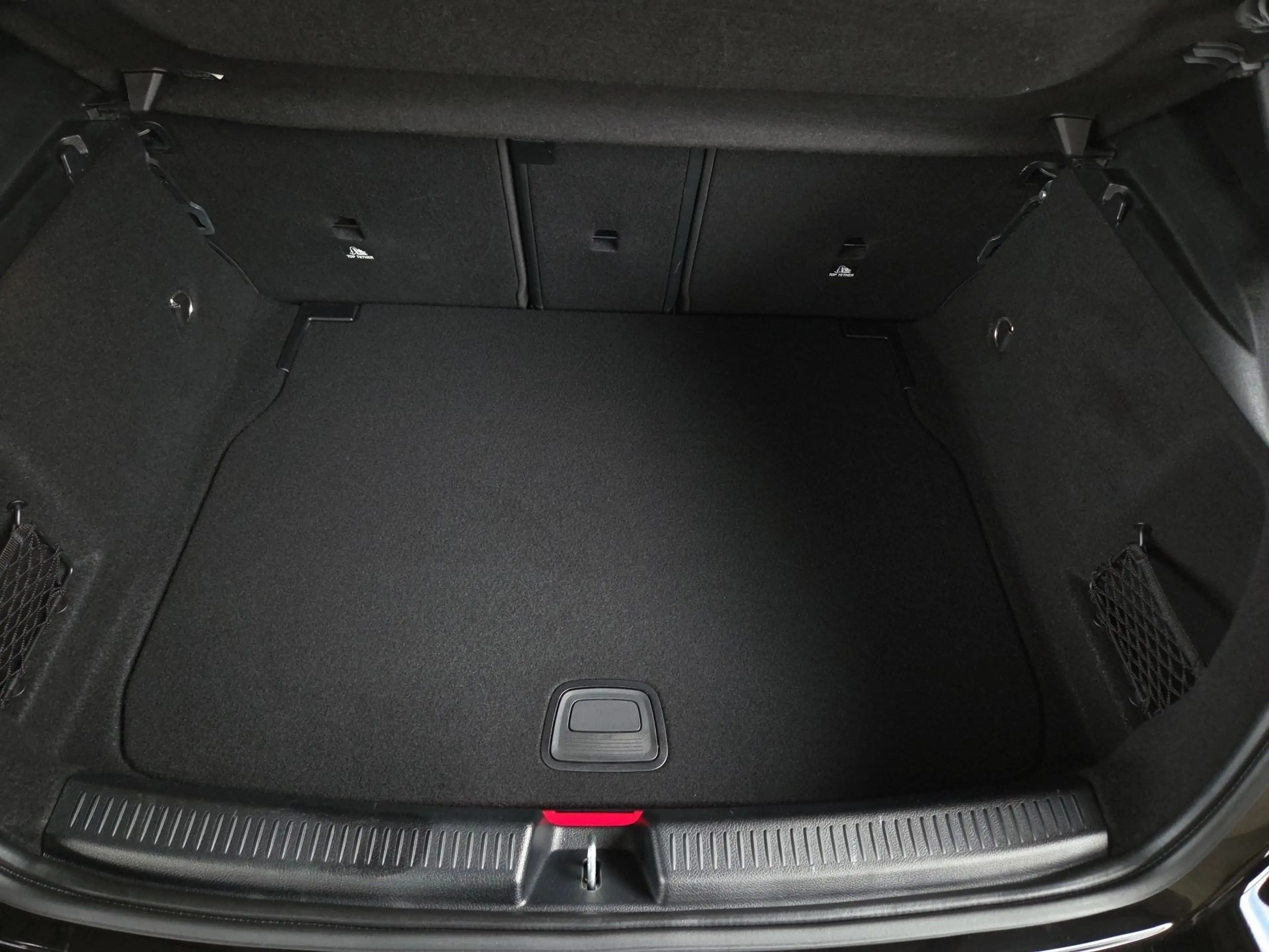 Mercedes-Benz A 200 d 4MATIC Aut. — photo 11