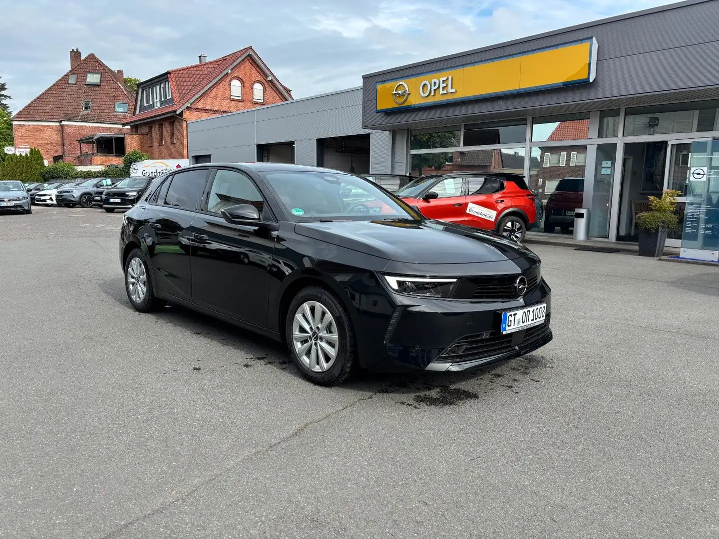 Opel Astra L Lim. 5-trg. Edition /LED/Winter/CarPlay Schwarz - 2