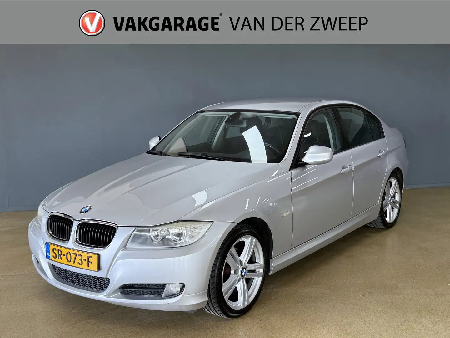 BMW 320 3-serie 320i Executive | Volledig onderhouden Grey - 1