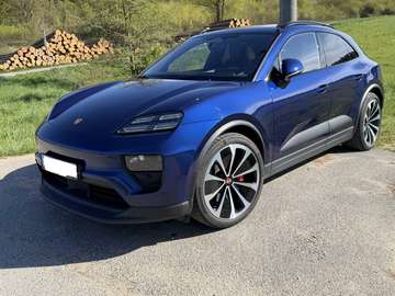 Macan 4 S, Luftfederung, Hinterradlenkung, Head-Up, Panorama Dach, •	BOSE® Surround, Anhänger
