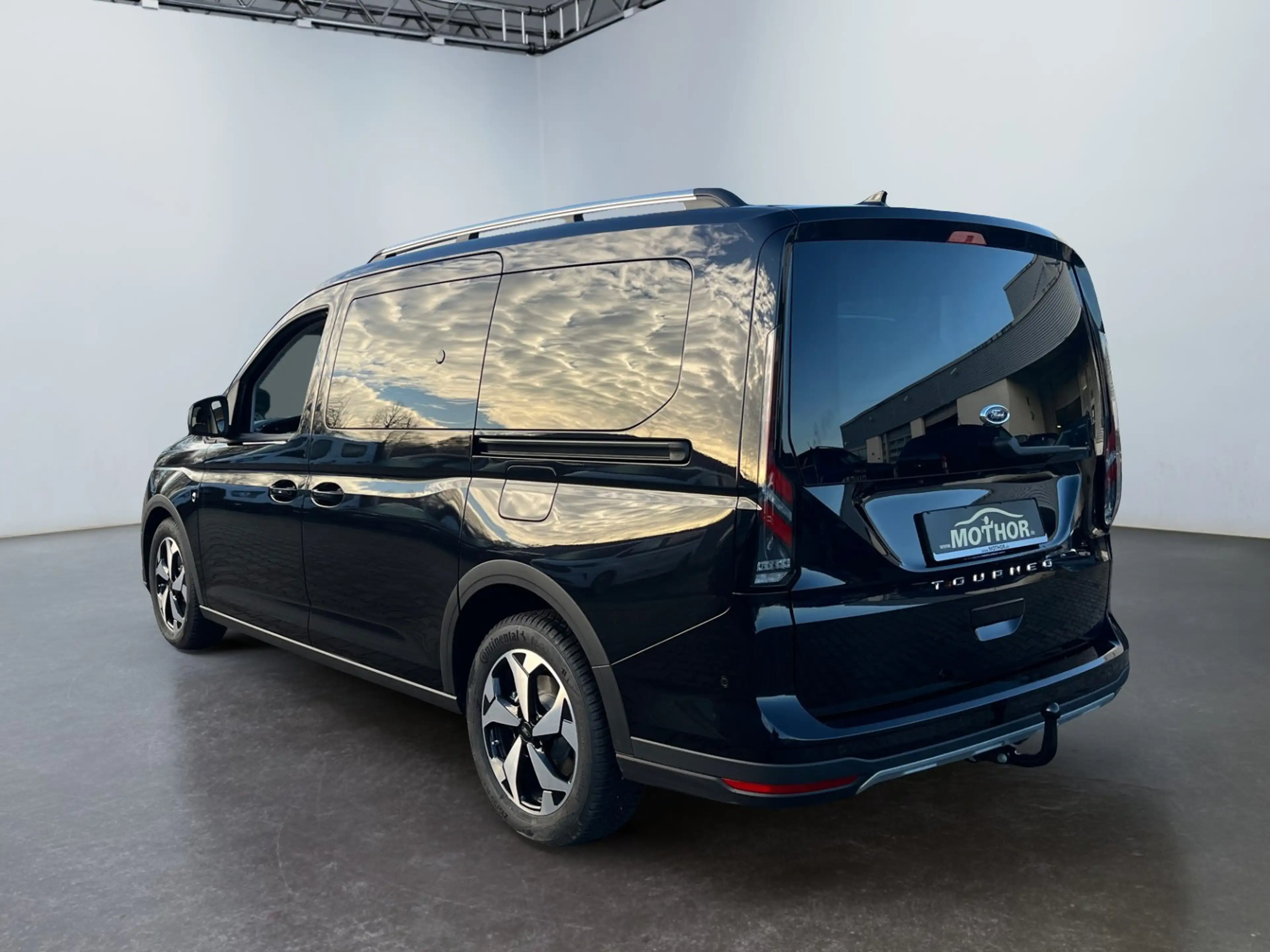 Ford Grand Tourneo Connect Active AHK Abnehmbar — photo 4