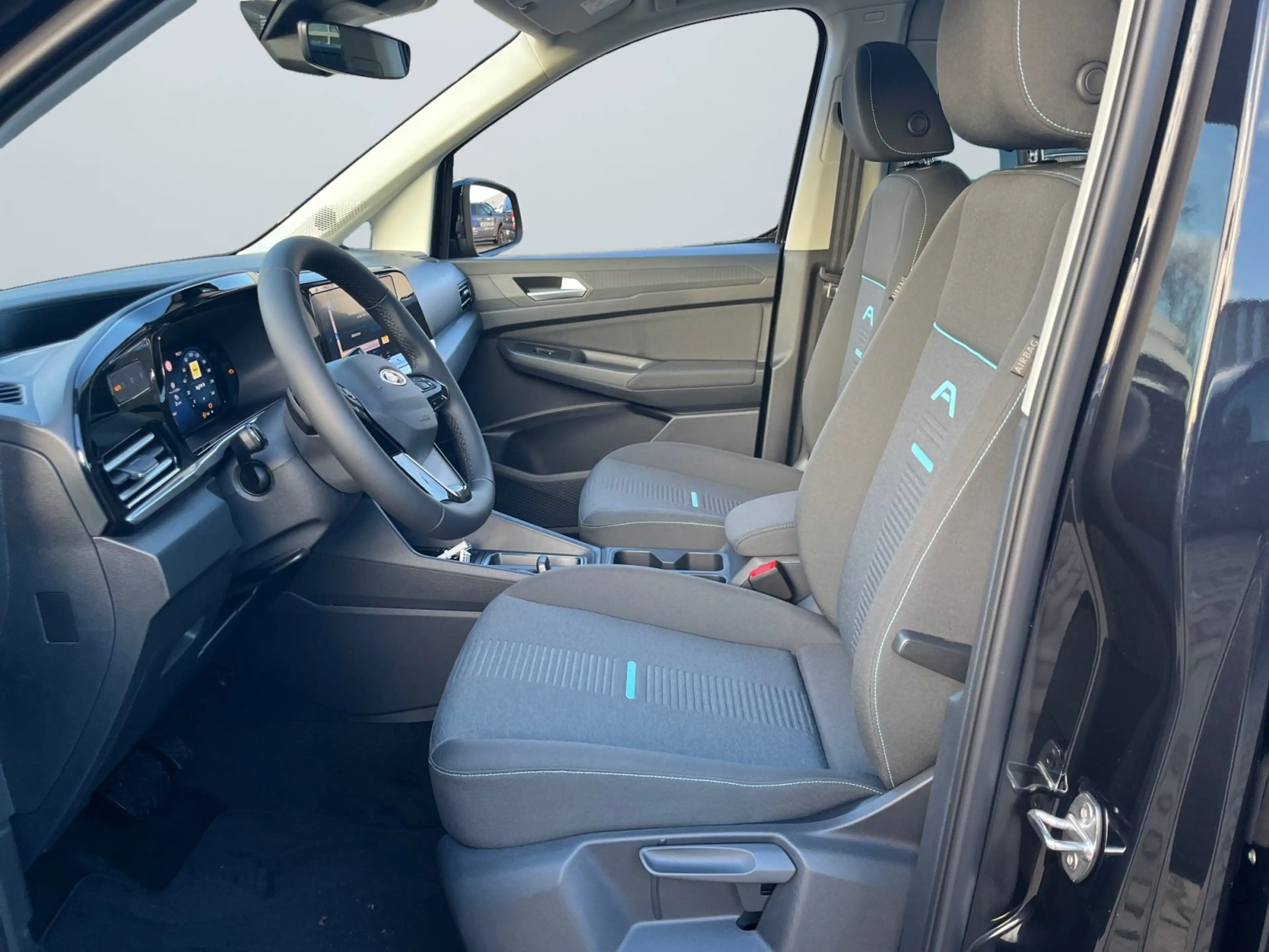 Ford Grand Tourneo Connect Active AHK Abnehmbar — photo 7